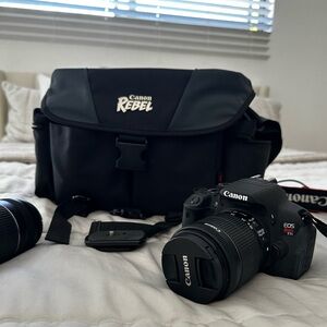 Canon EOS 700D Rebel T5i